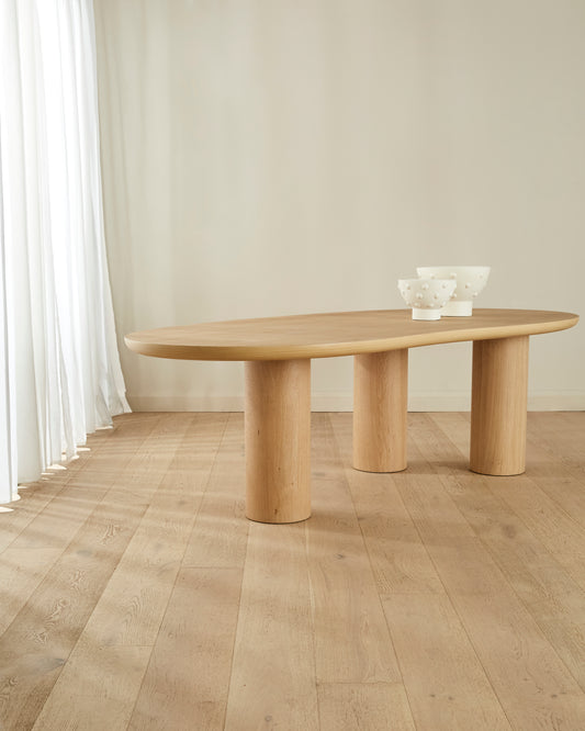 GlobeWest | Seb Curve Dining Table | Oak