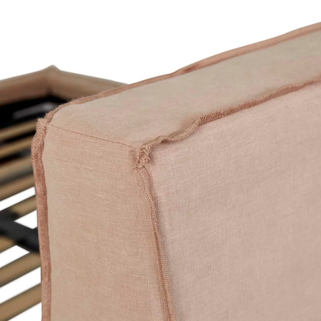 GlobeWest | Vittoria Slope Bed | Soft Clay