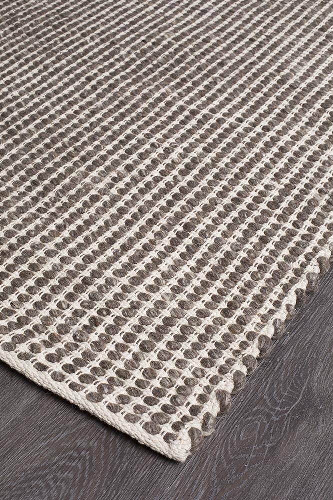 Skandinavian 300 Brown Rug