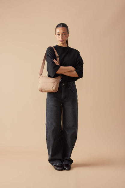 Stash Base Crossbody⎮Cloud⎮Hazelnut