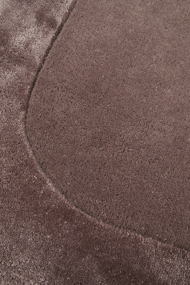 Jewel Curve Grape Runner Rug