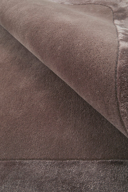 Jewel Curve Grape Runner Rug
