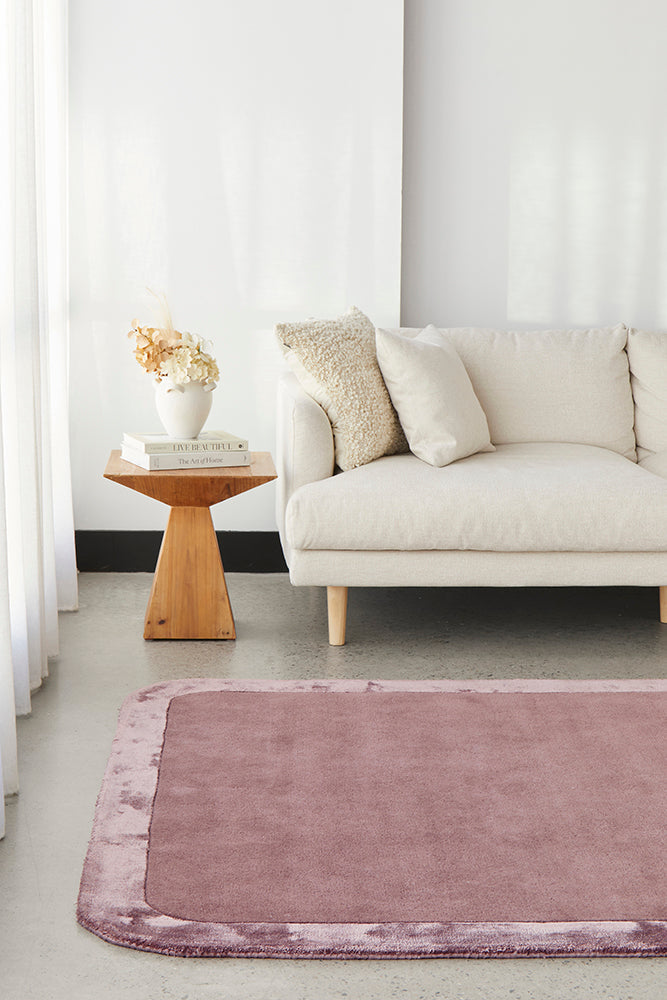 Jewel Curve Grape Rug