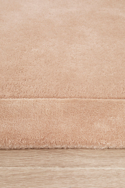 Jewel Curve Nude Rug