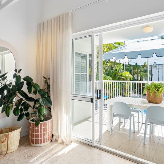 GlobeWest | Frankie Outdoor Dining Table | Aluminium White