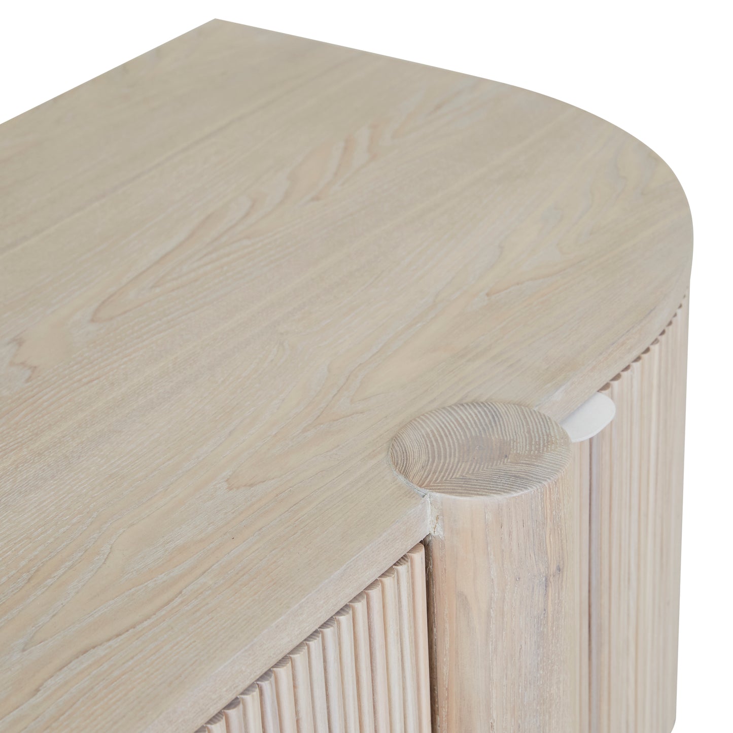GlobeWest | Artie Ripple Entertainment Unit