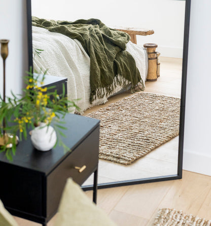 Kidman jute oversized bedroom mat